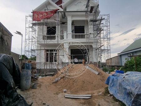 thi công trọn gói biệt thự 2 tầng tân cổ điển mái thái ở Long An M274